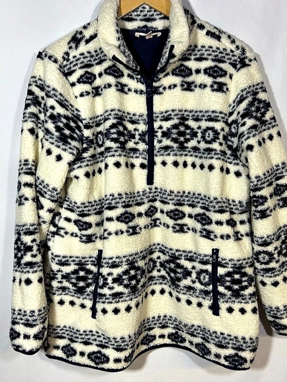 Vintage Threads NWT Fleece Pullover White Blue Size Large Pockets